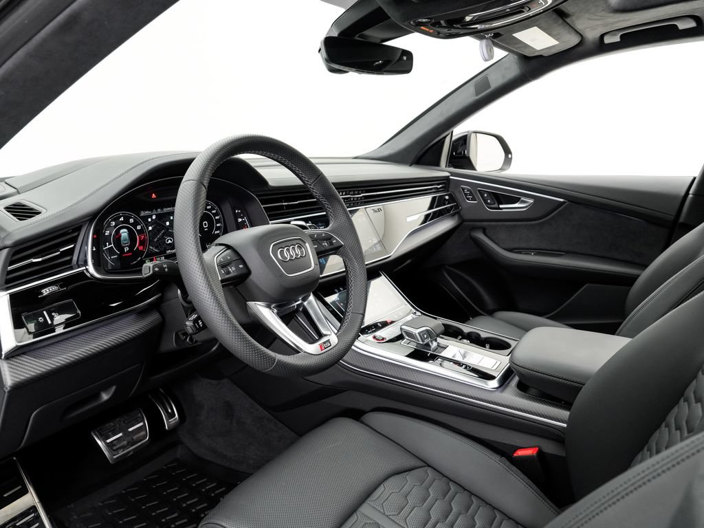 Certified 2026 Audi RS Q8 performance AWD/4WD image 4