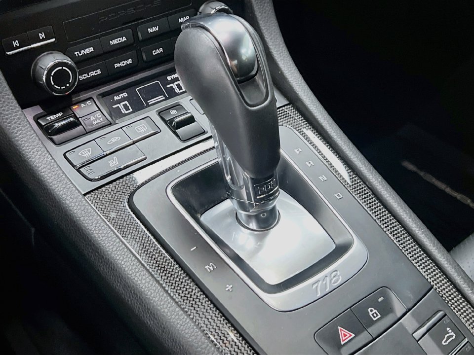 Certified 2025 Porsche 718 Cayman S RWD image 17