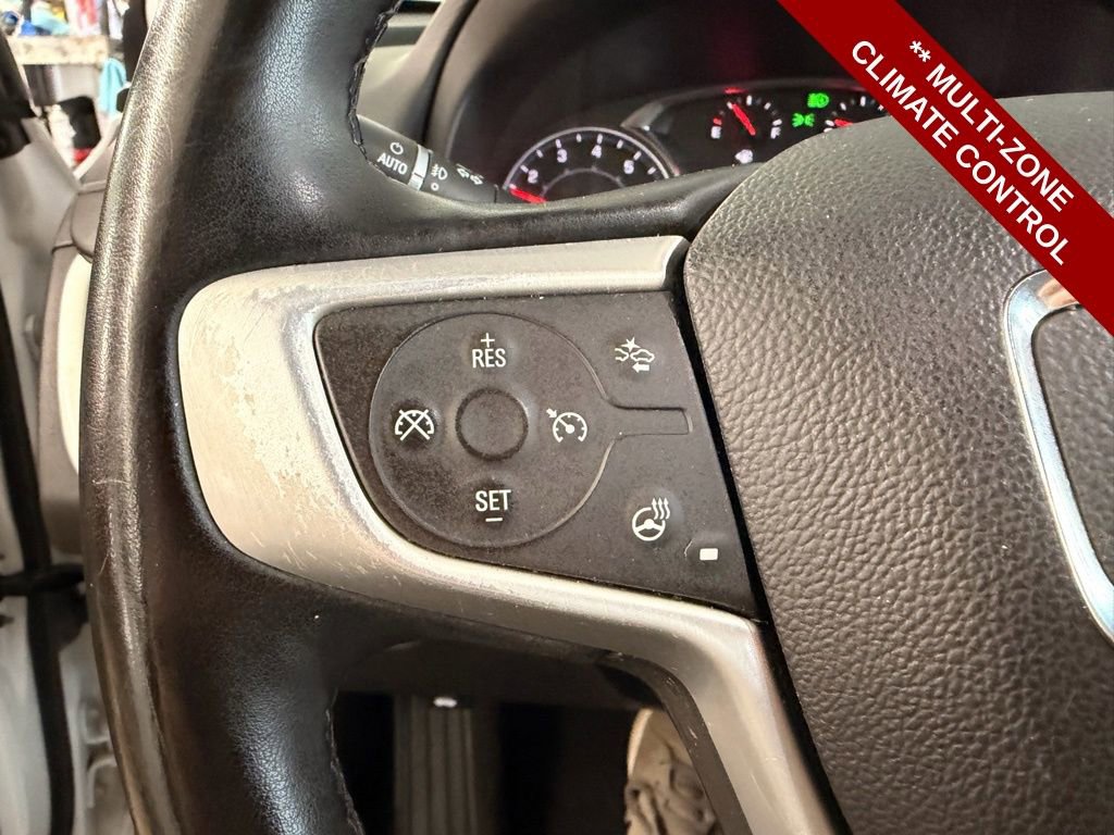 Used 2023 GMC Terrain SLT w/ Tech Package image 19