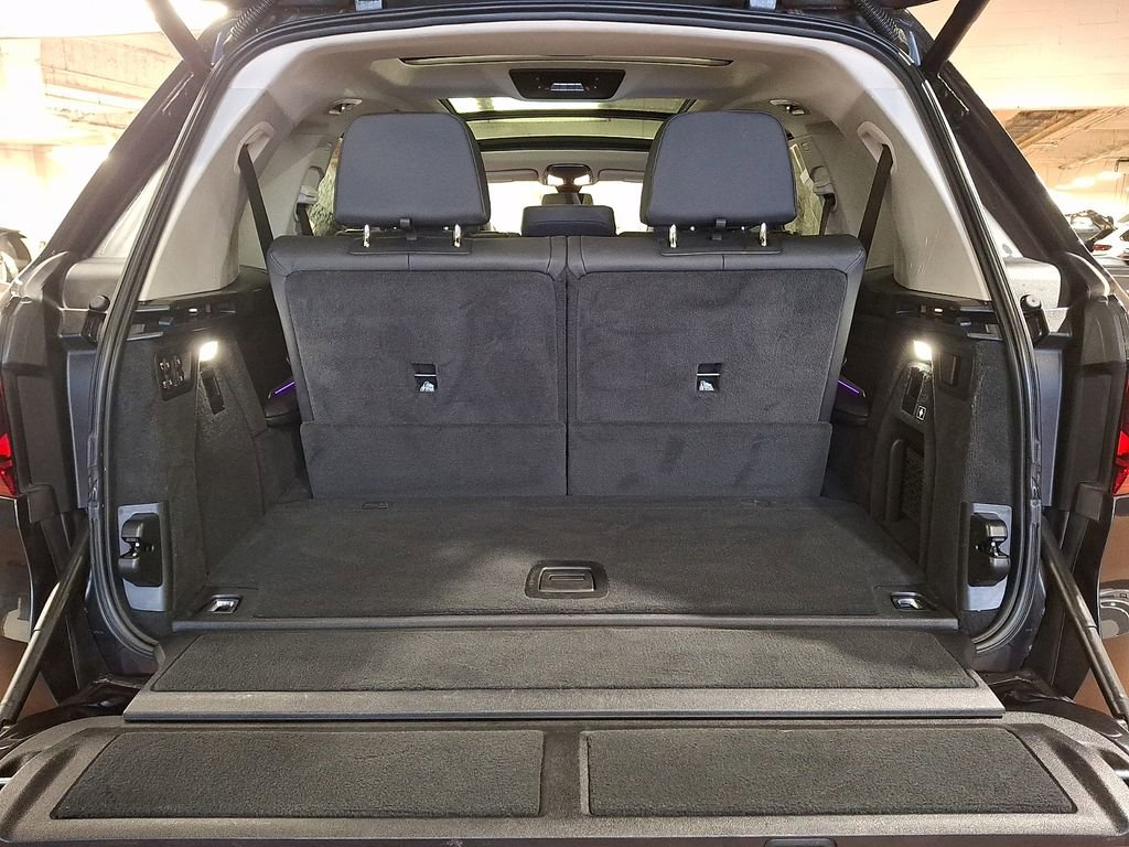 Certified 2022 BMW X7 xDrive40i w/ Premium Package image 27