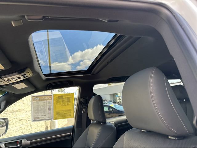 Used 2023 Lexus GX 460 Premium w/ Premium Package image 16