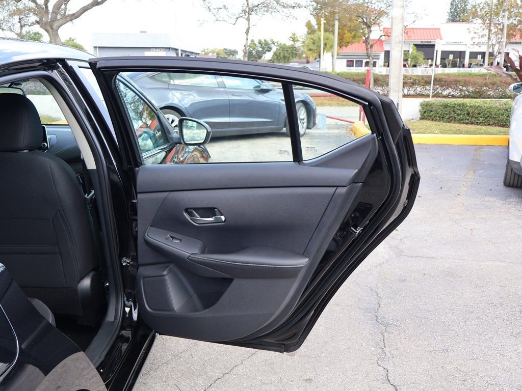 Used 2023 Nissan Sentra SV image 22