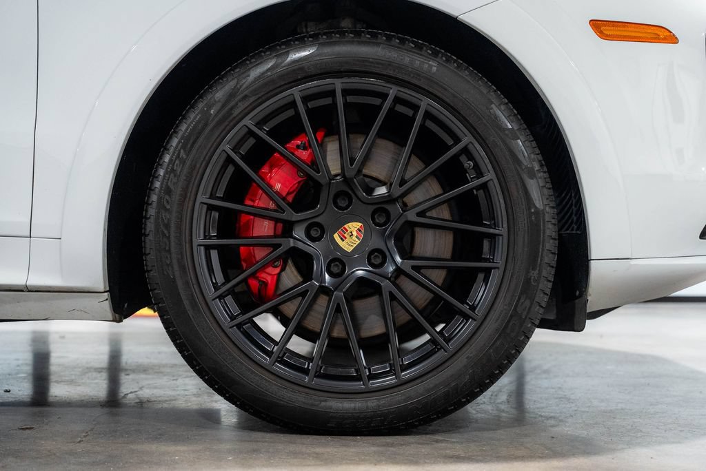 Used 2021 Porsche Cayenne GTS AWD/4WD image 87