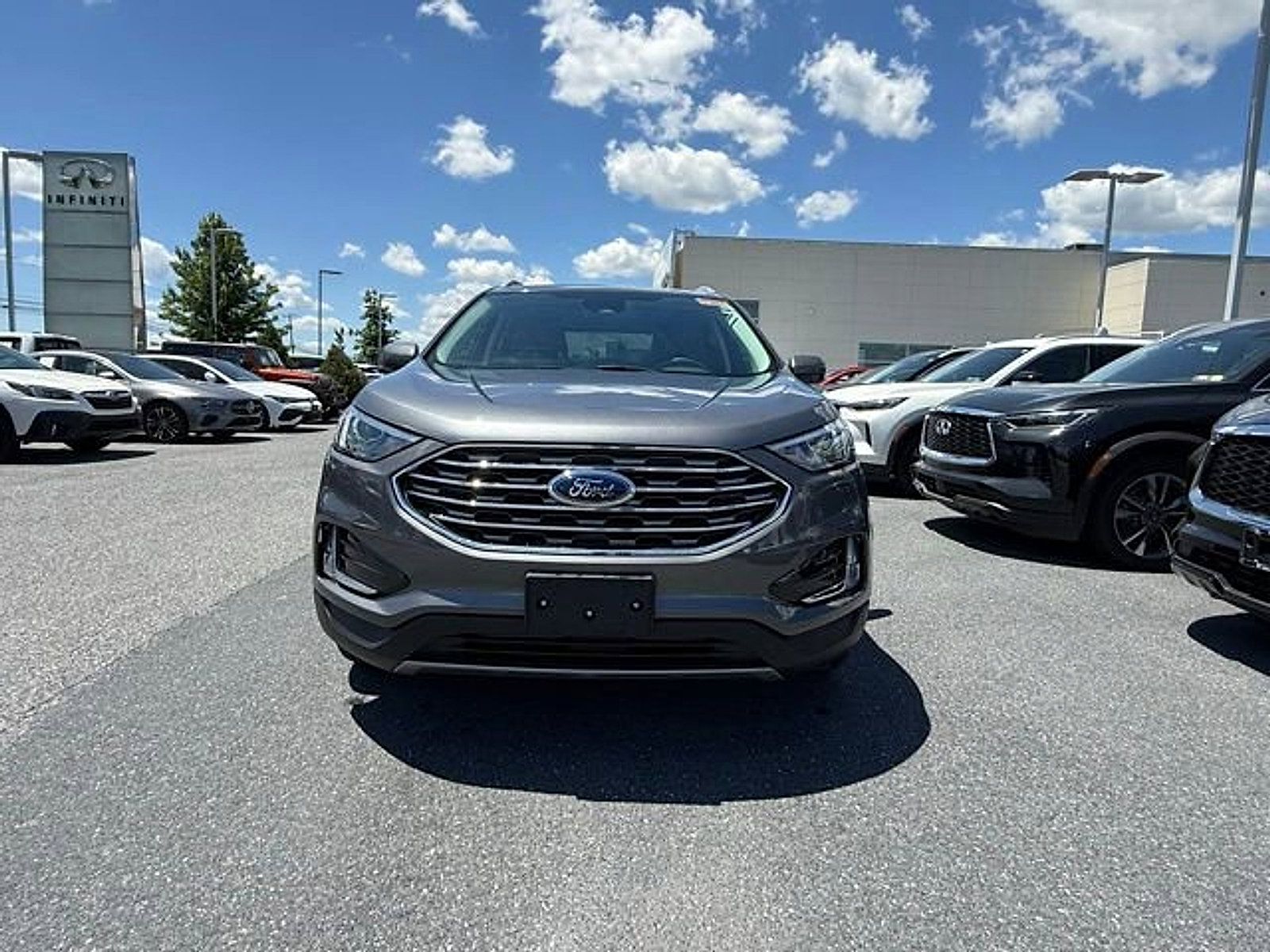 Used 2022 Ford Edge SEL w/ Convenience Package AWD/4WD image 3