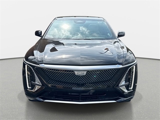 New 2025 Cadillac Lyriq Luxury image 2