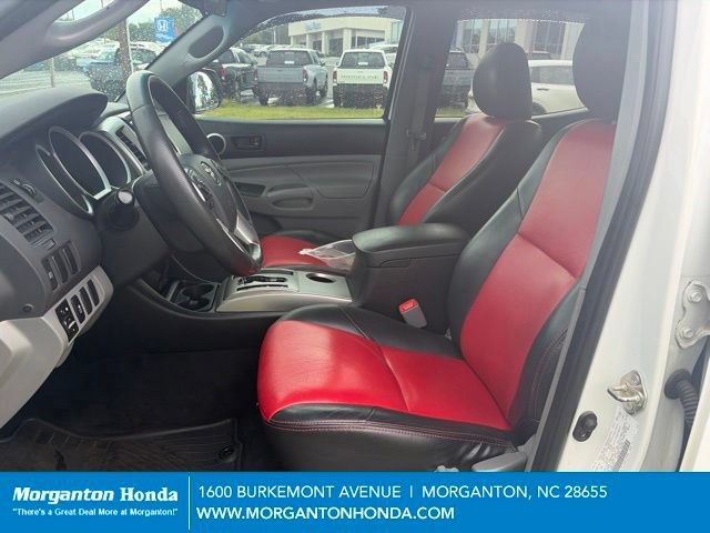Used 2015 Toyota Tacoma PreRunner w/ SR5 Package RWD image 14