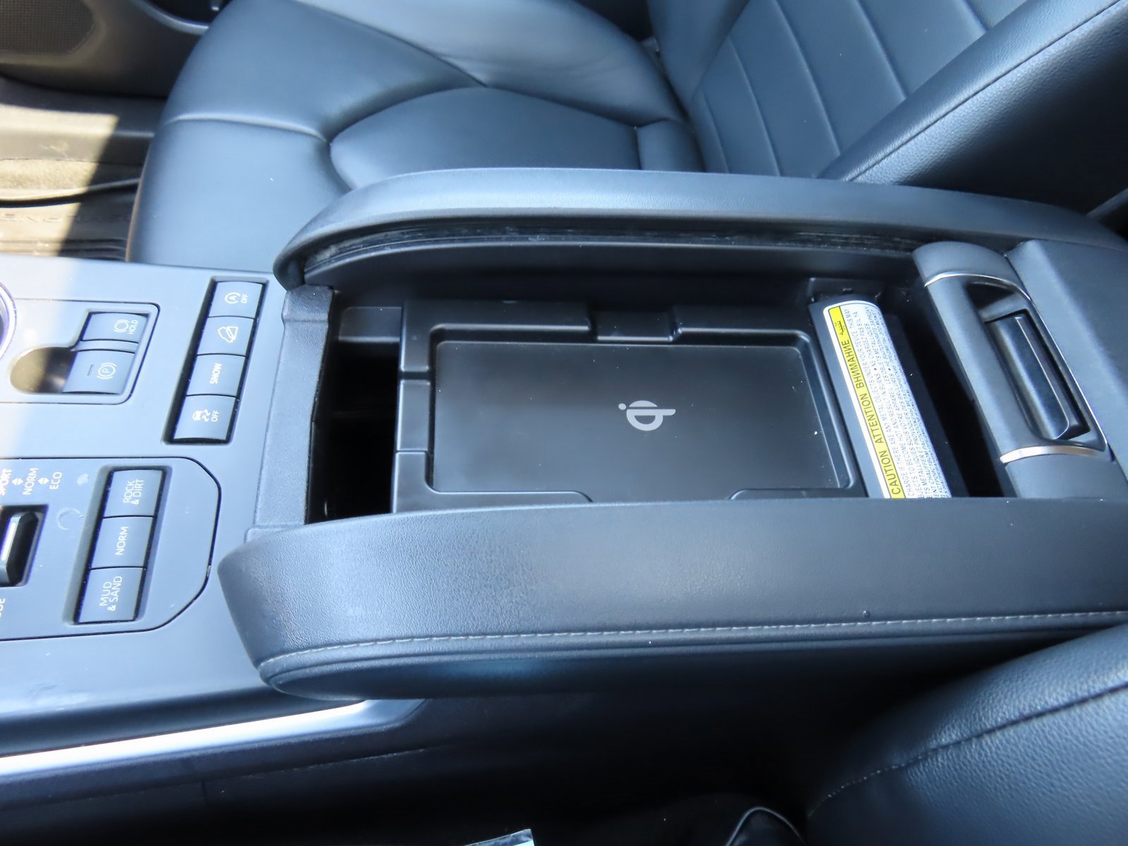 Used 2022 Toyota Highlander XLE image 32