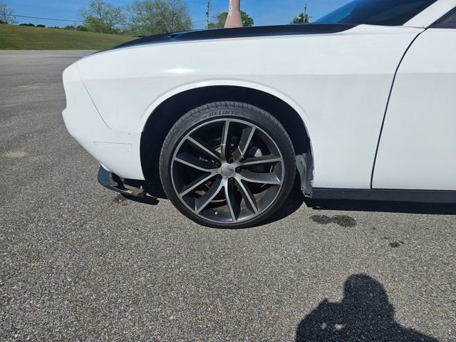 Used 2017 Dodge Challenger SXT image 26