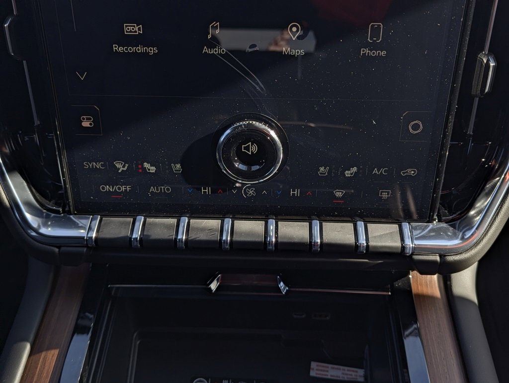 New 2026 GMC Yukon XL Denali image 27