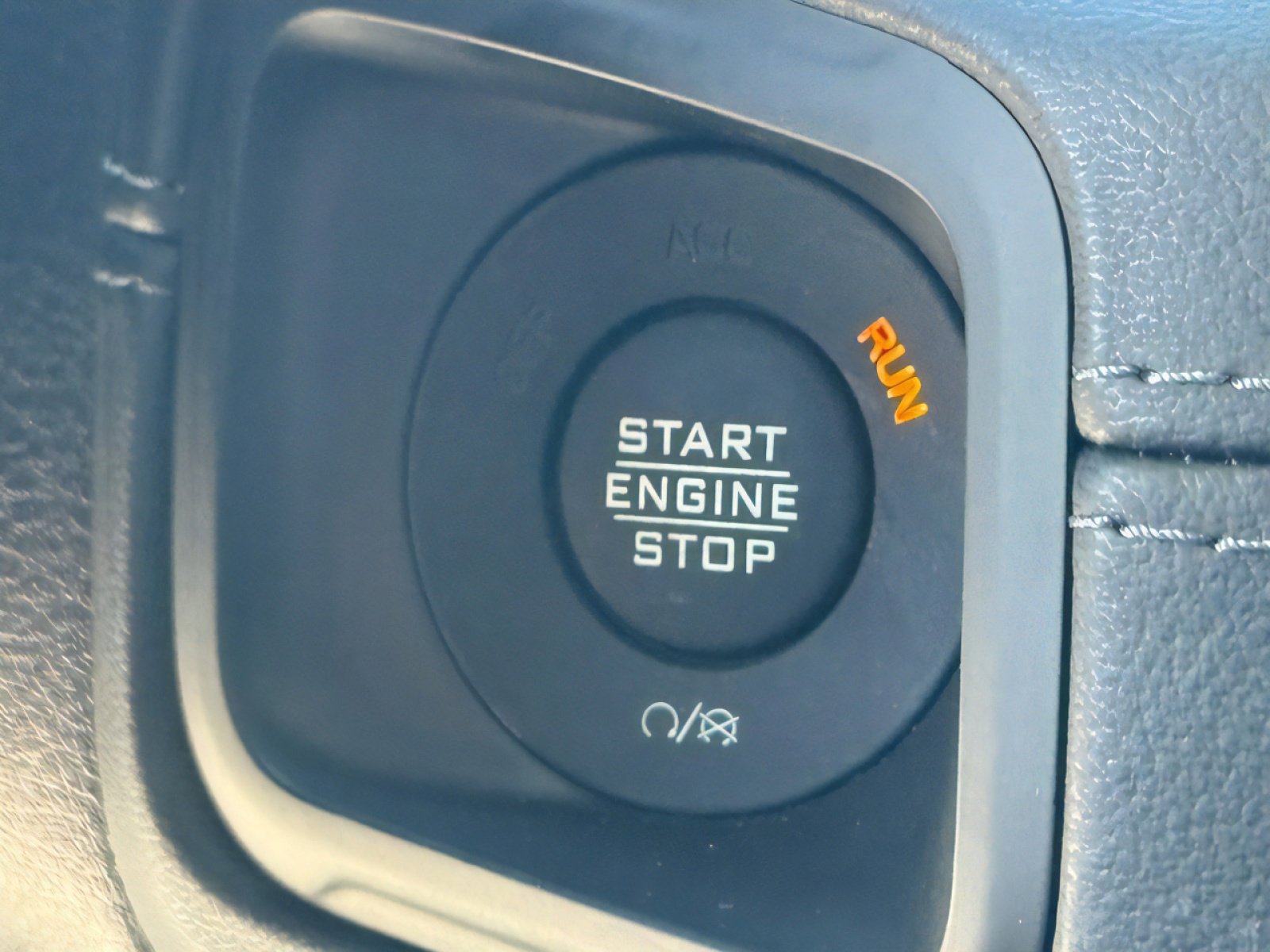 Used 2024 Jeep Gladiator Rubicon w/ Convenience Group image 22