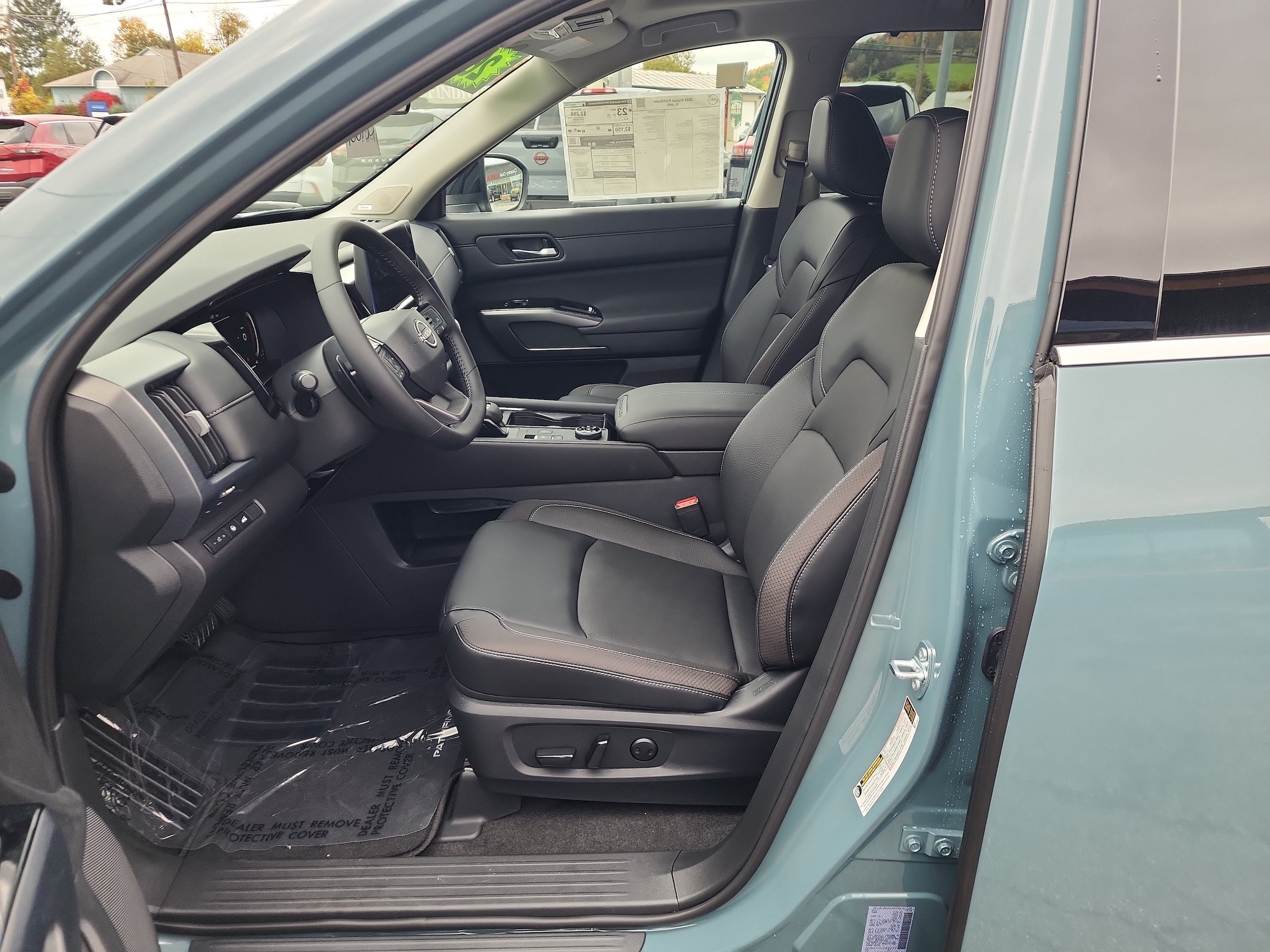 New 2026 Nissan Pathfinder SL AWD/4WD image 11