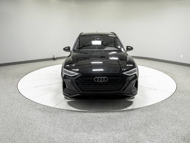 Used 2024 Audi Q8 e-tron Premium Plus w/ Premium Plus Package AWD/4WD image 27