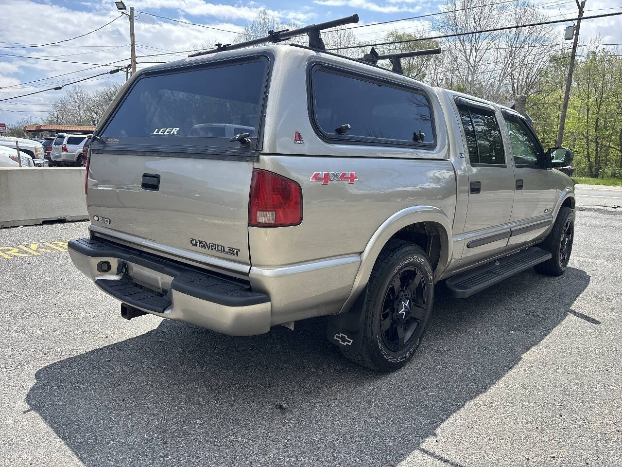 Used 2003 Chevrolet S10 Pickup LS AWD/4WD image 12