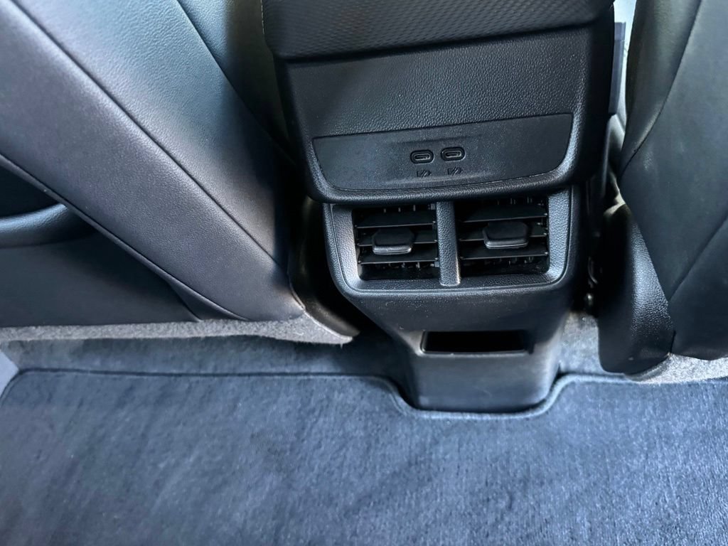 Certified 2026 Chevrolet Equinox LT w/ Convenience Package II FWD image 12