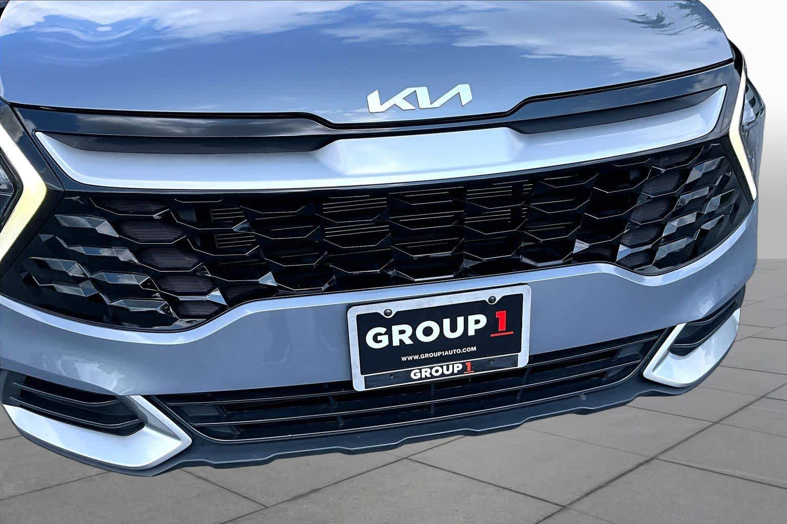 Used 2024 Kia Sportage EX FWD image 29