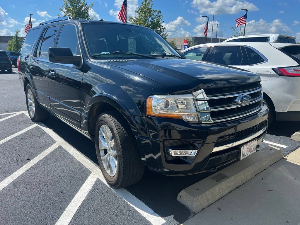 Used 2017 Ford Expedition Limited w/ Equipment Group 301A AWD/4WD image 2