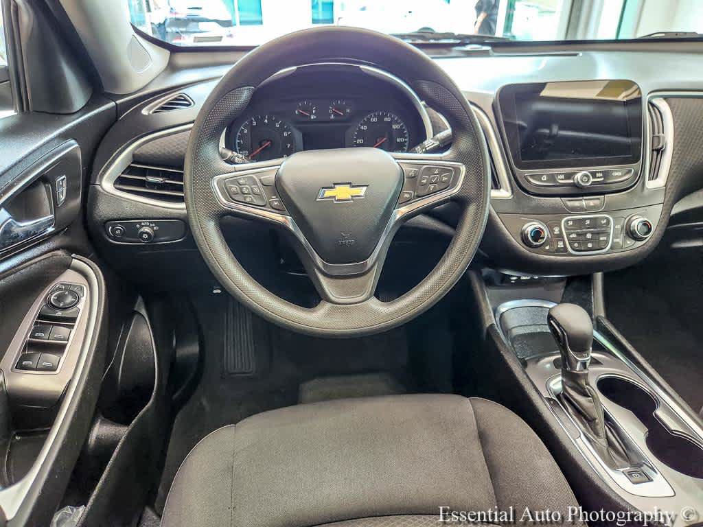 Used 2023 Chevrolet Malibu LT FWD image 14
