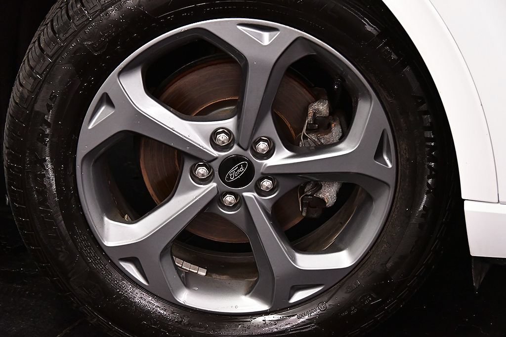 Used 2023 Ford Escape ST-Line AWD/4WD image 9