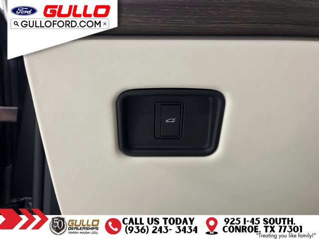 Used 2023 Land Rover Range Rover SE AWD/4WD image 19
