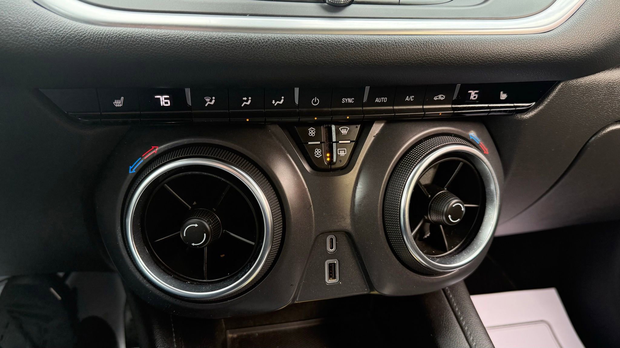 Used 2021 Chevrolet Blazer LT FWD image 36