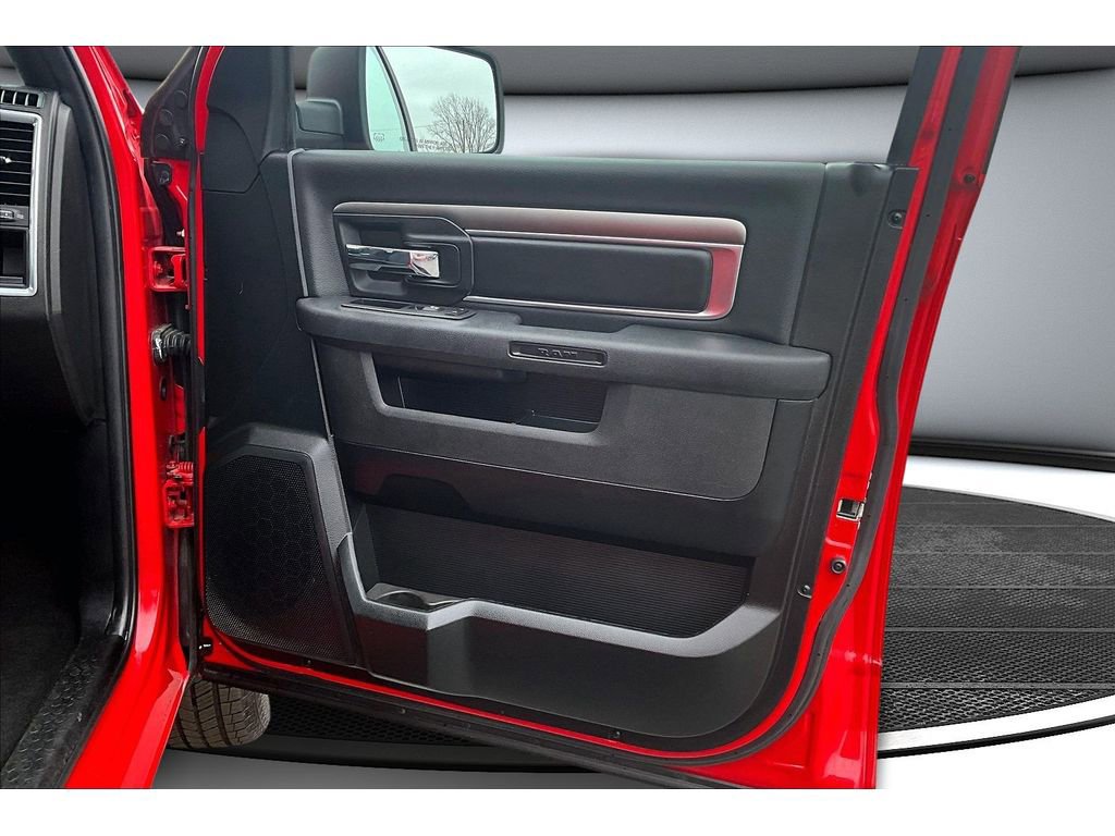 Used 2024 RAM 1500 Classic Warlock image 25