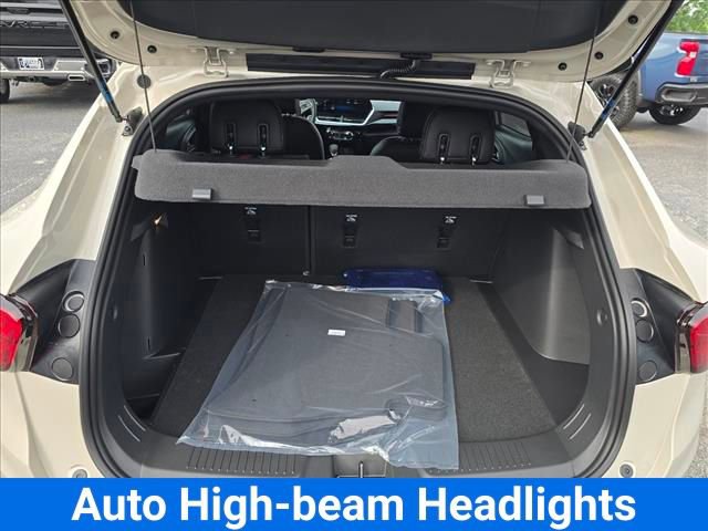 New 2026 Chevrolet Trax RS w/ Driver Confidence Package FWD image 15