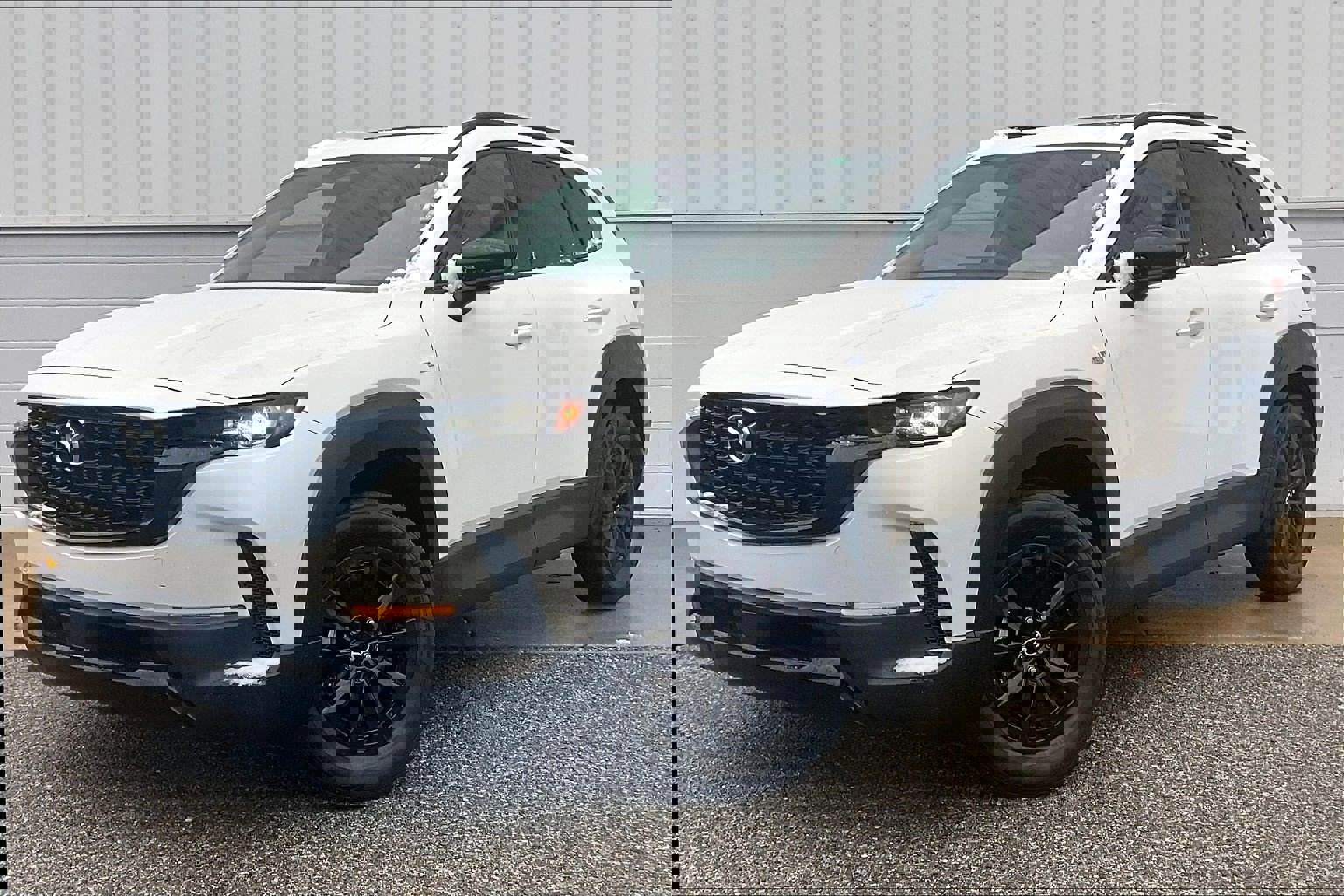 Used 2025 MAZDA CX-50 AWD 2.5 Hybrid w/ Premium Pkg image 2