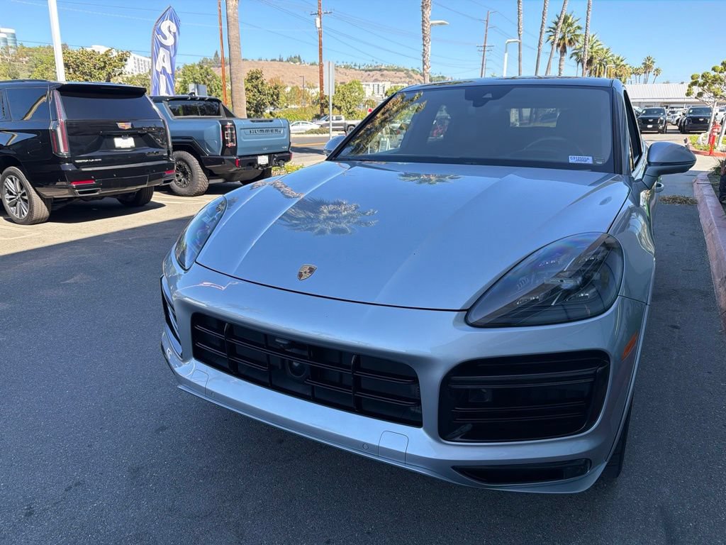 Used 2020 Porsche Cayenne Turbo S AWD/4WD image 1