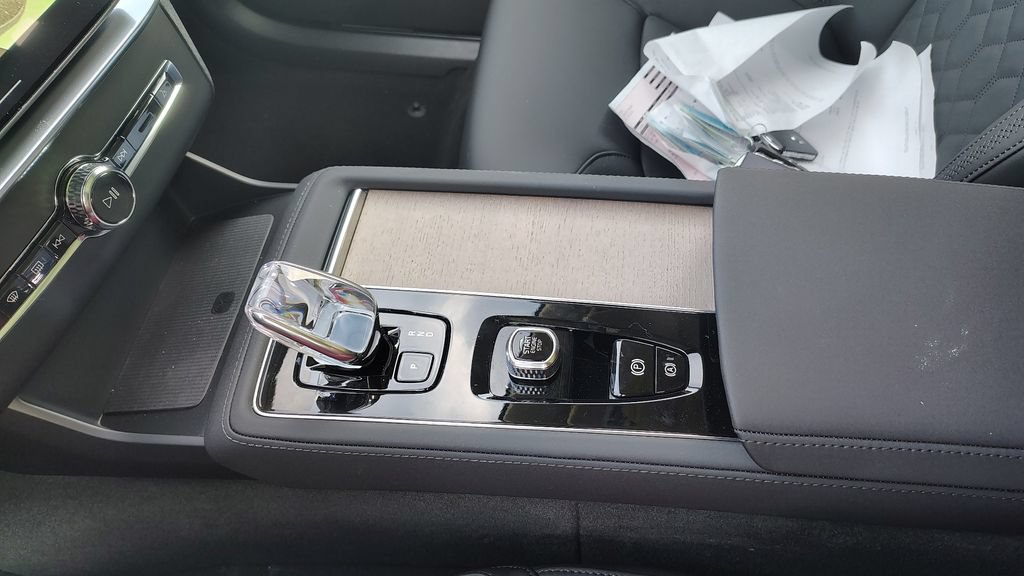 New 2026 Volvo XC90 B6 Plus AWD/4WD image 23