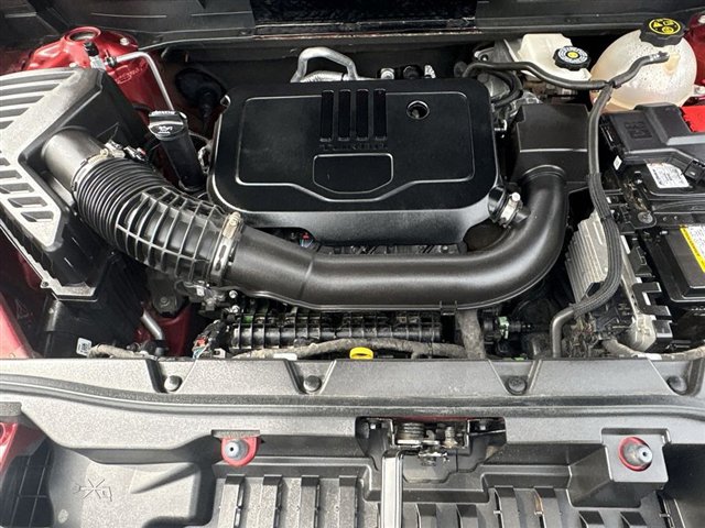 Used 2023 GMC Acadia SLE w/ Driver Convenience Package image 30