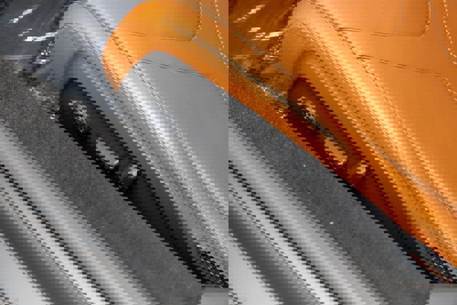 Used 2024 Lamborghini Revuelto image 25