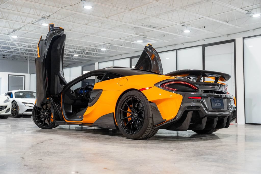 Used 2019 McLaren 600LT RWD image 25