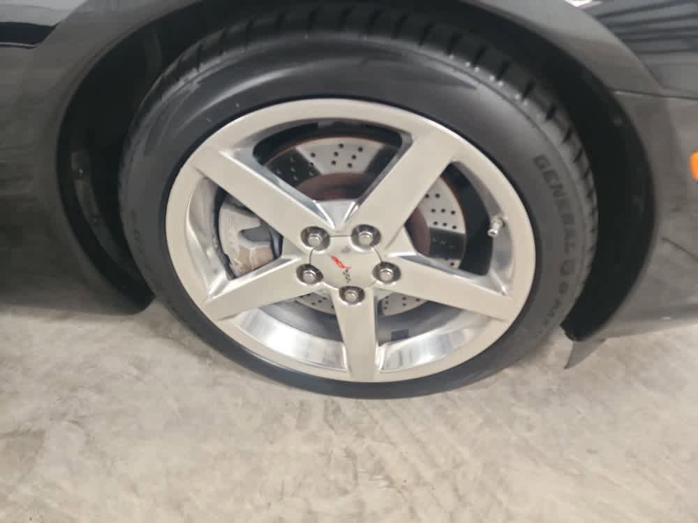 Used 2007 Chevrolet Corvette Convertible w/ Preferred Equipment Group RWD image 13
