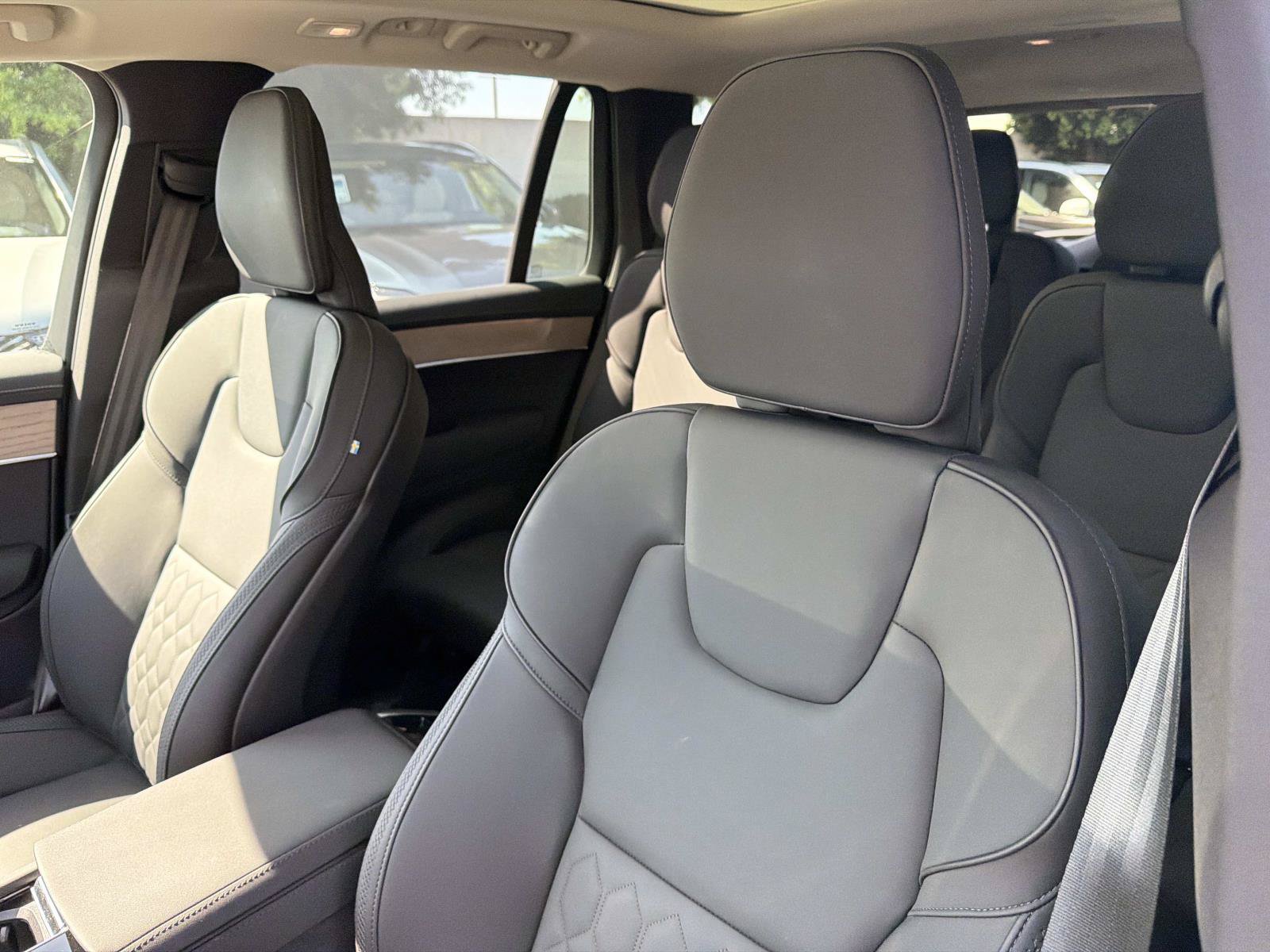 Certified 2026 Volvo XC90 B6 Plus AWD/4WD image 19