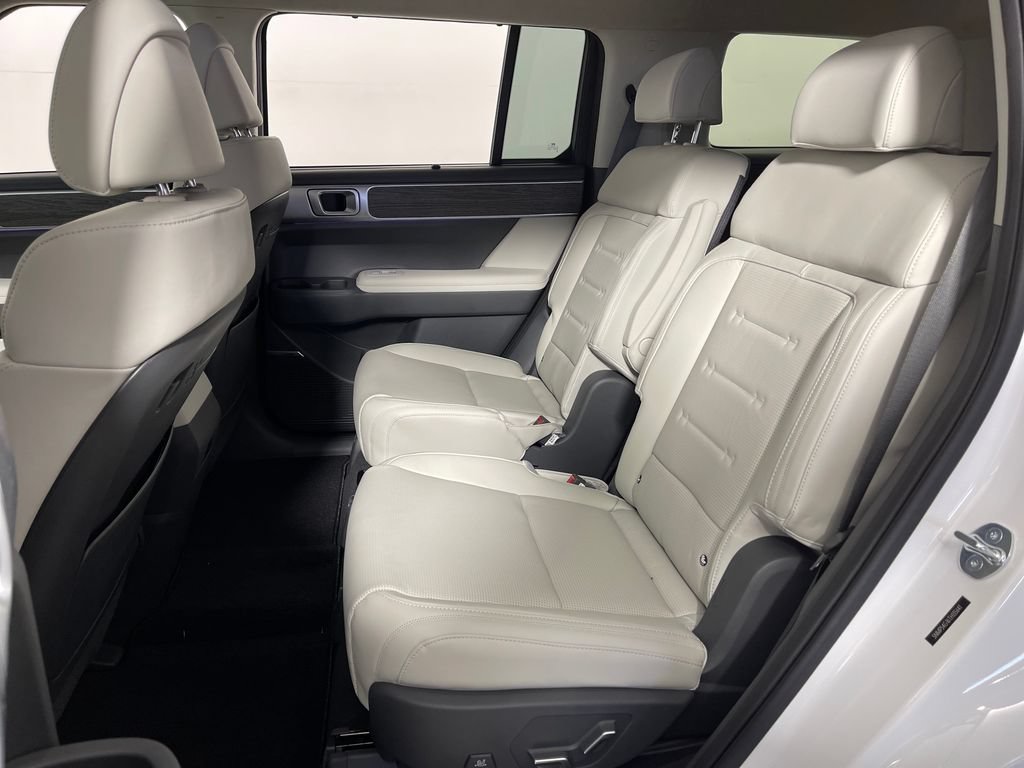 New 2026 Hyundai Santa Fe Calligraphy FWD image 13