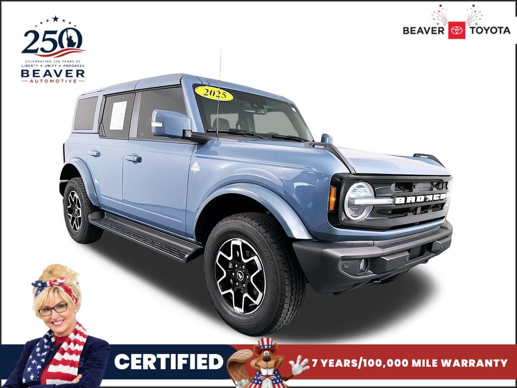 Used 2025 Ford Bronco Outer Banks AWD/4WD image 1