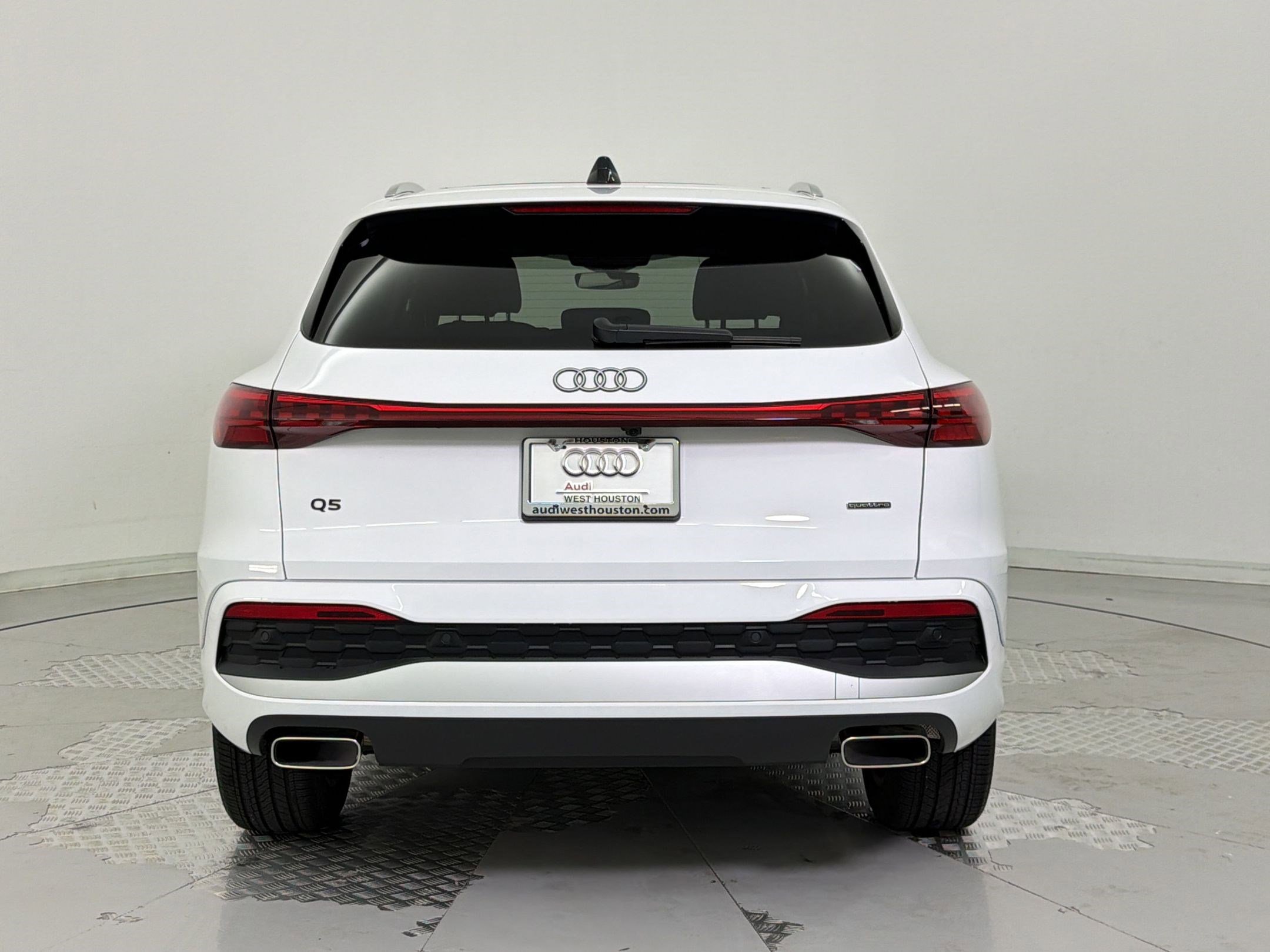 Certified 2025 Audi Q5 Premium w/ Convenience Package image 10