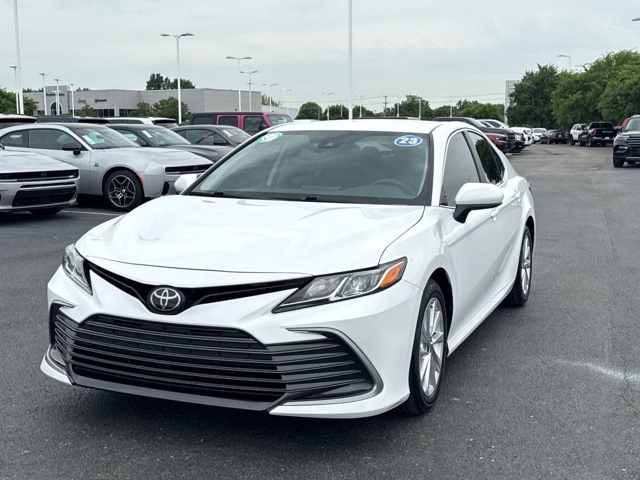 Used 2023 Toyota Camry LE FWD image 7