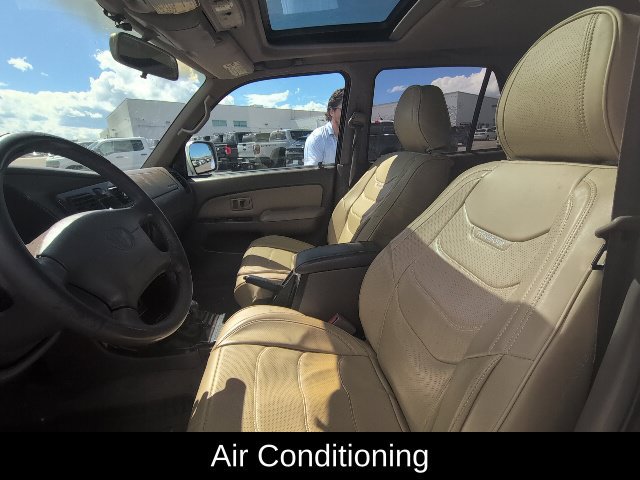Used 2001 Toyota 4Runner Limited AWD/4WD image 12