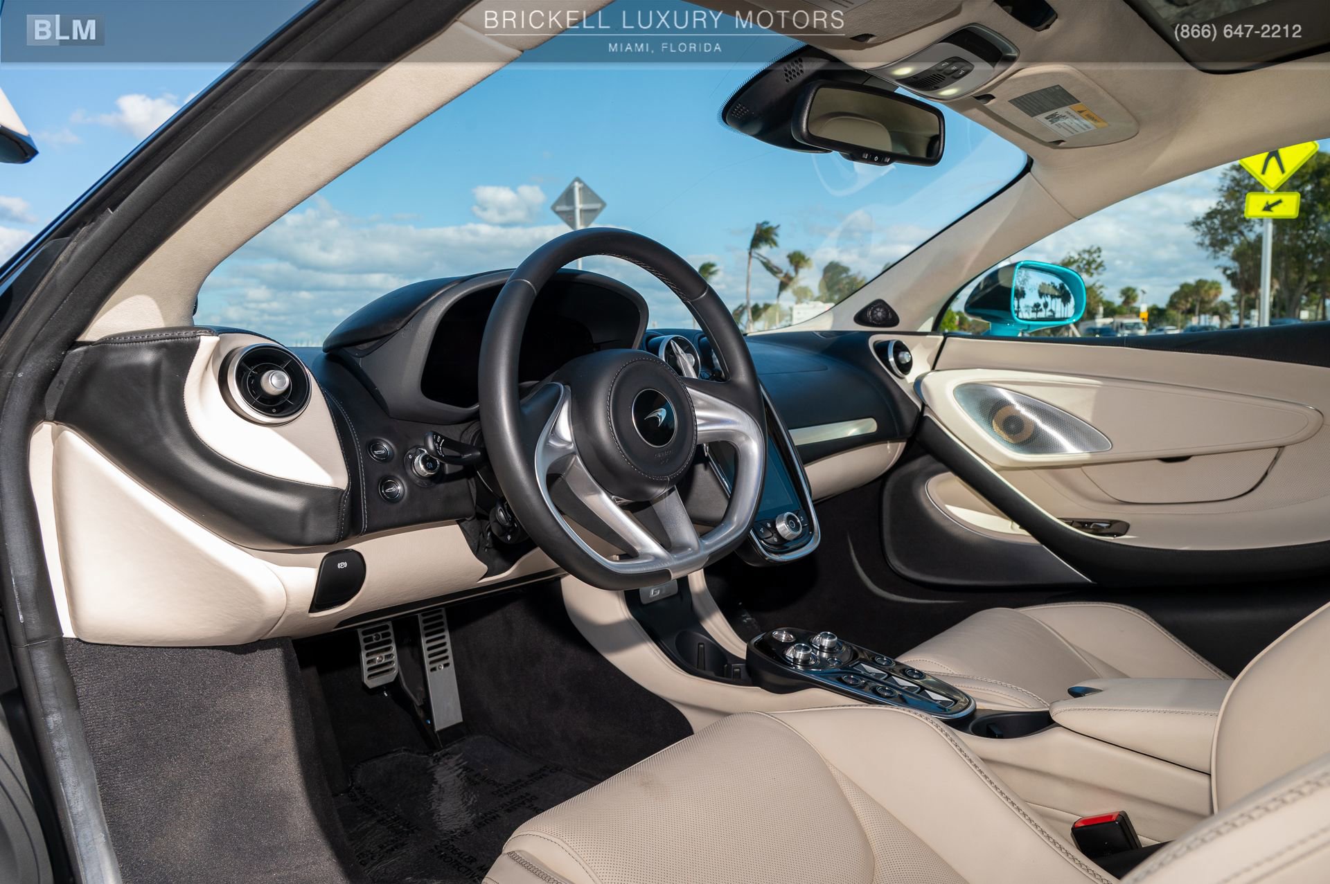 Used 2023 McLaren GT image 21