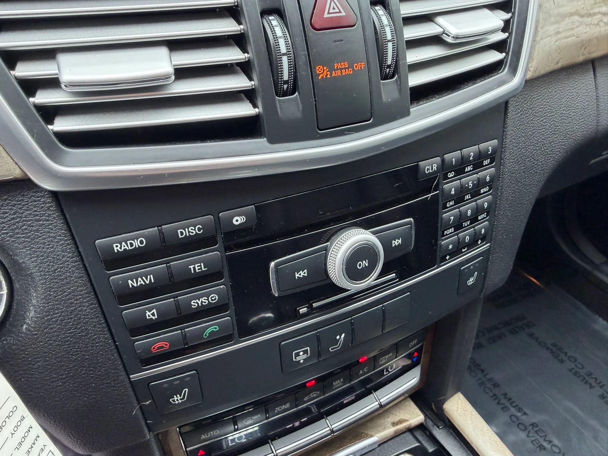 Used 2011 Mercedes-Benz E 350 4MATIC Sedan image 27