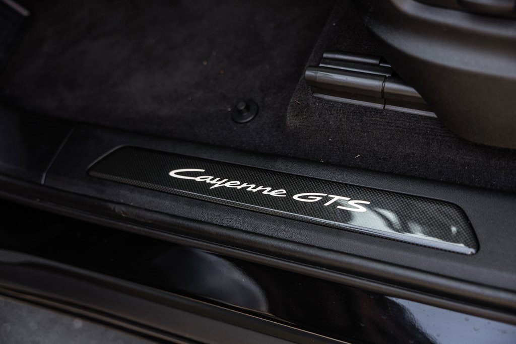Certified 2025 Porsche Cayenne GTS image 18