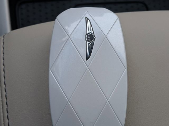 Used 2026 Genesis GV70 2.5T Select image 31