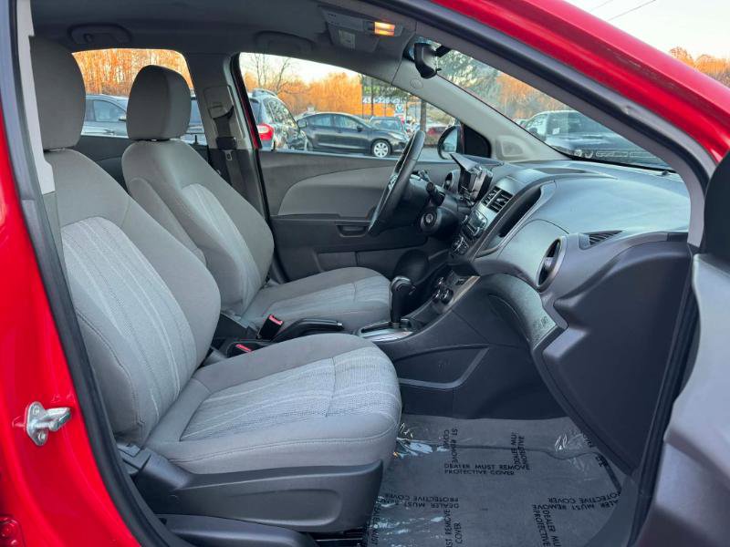 Used 2012 Chevrolet Sonic LT image 14