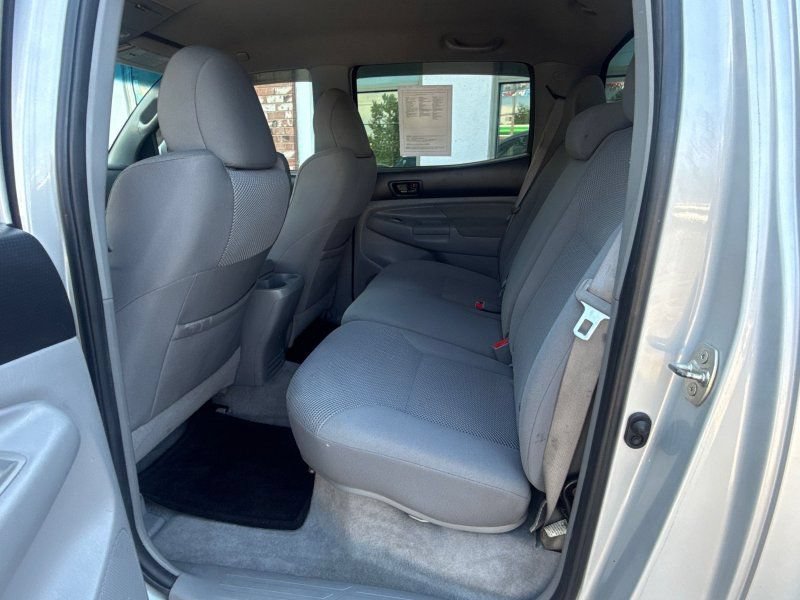 Used 2010 Toyota Tacoma 4x4 Double Cab V6 w/ TRD Sport Pkg image 14