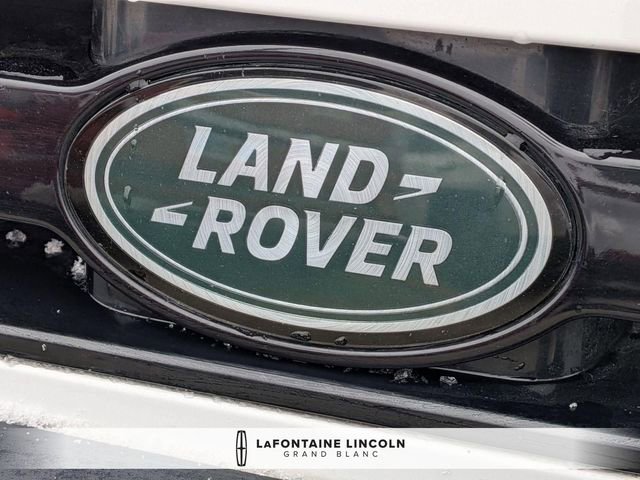 Used 2023 Land Rover Defender 110 S image 9