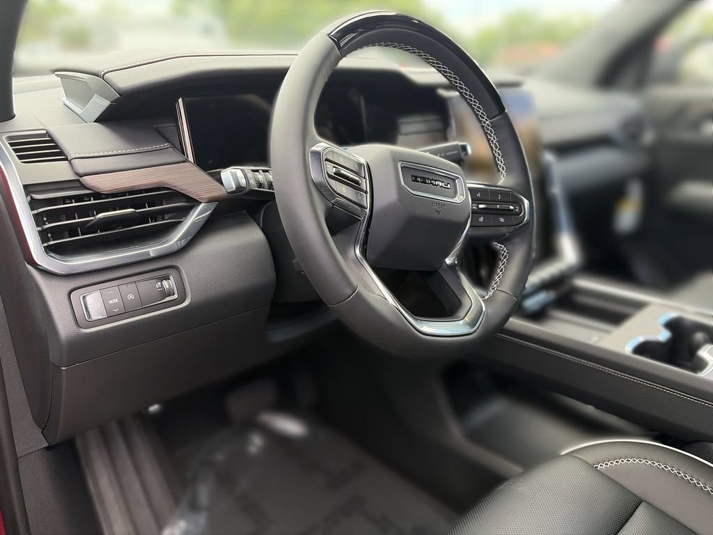 New 2026 GMC Acadia Denali FWD image 18