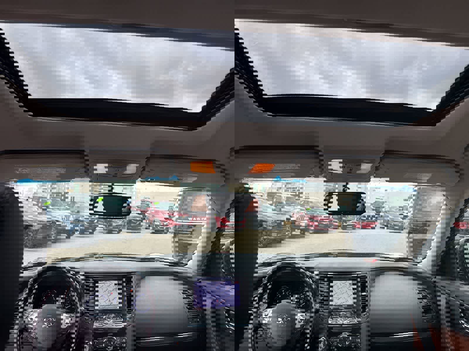 Used 2012 INFINITI FX35 AWD w/ Premium Pkg image 12