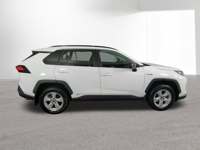 Used 2021 Toyota RAV4 LE AWD/4WD image 38