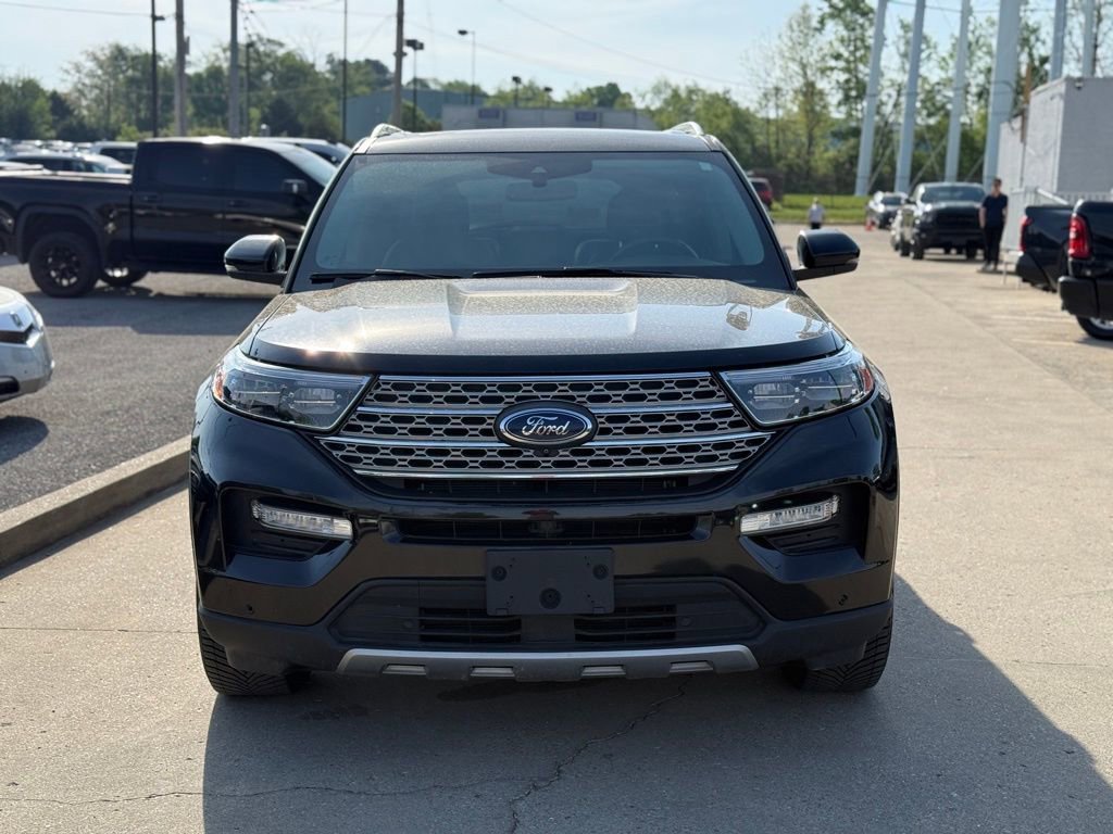 Used 2021 Ford Explorer Limited AWD/4WD image 3